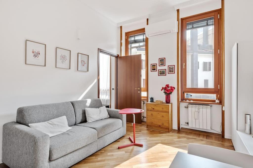 Easylife - Bello E Luminoso Flat In Zona Centrale Mailand Exterior foto